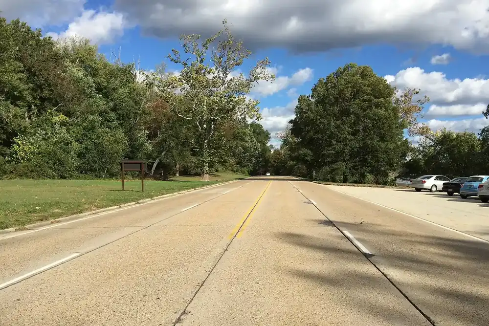 Wide parkway lined with trees and grass at Fort Hunt, Virginia