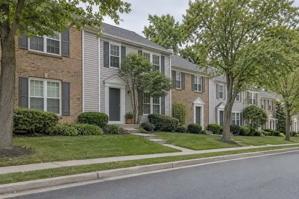 Illustration of a typical residential street in the Franconia, VA area