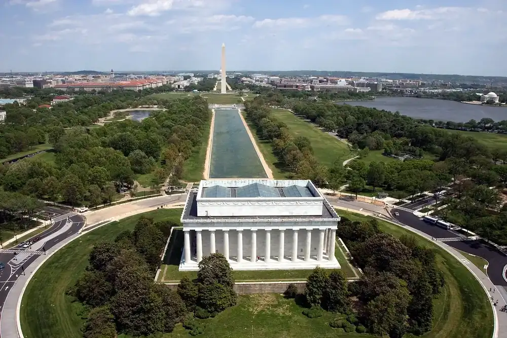 Aerial view of the Lincoln Memorial, Reflecting Pool and Washington Monument in Washington, DC